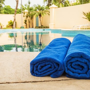 Toalla piscina Forest Azul Royal